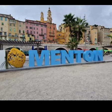 Apartament Royal Plaza Mentona